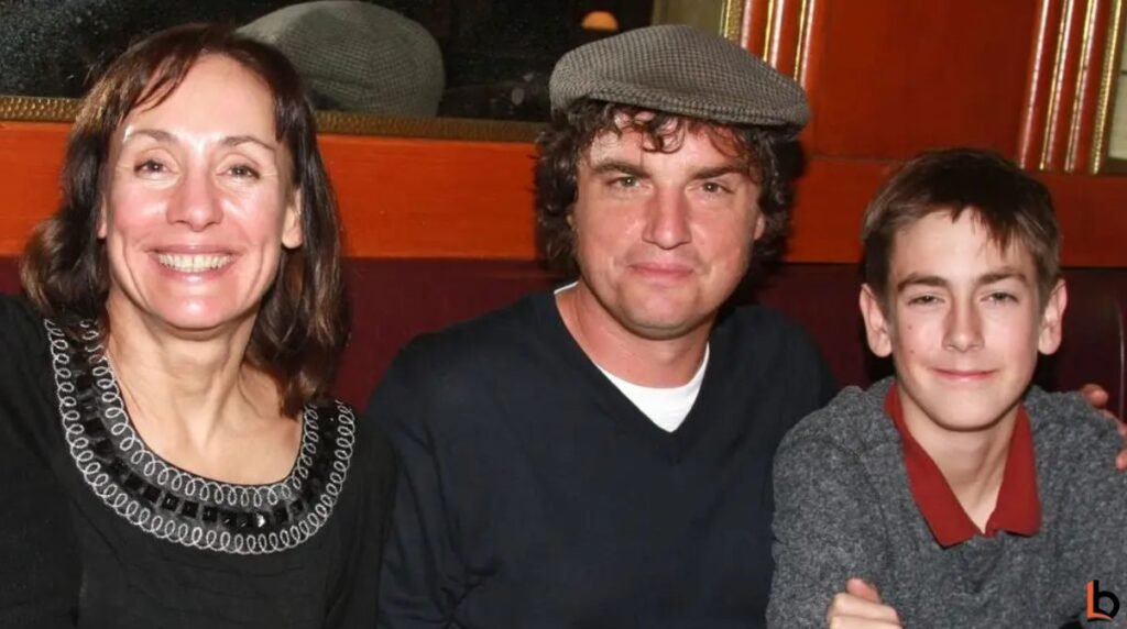 Will Theron Roth's Siblings: Zoe Perry, Mae Akins Roth and Donovan Roth